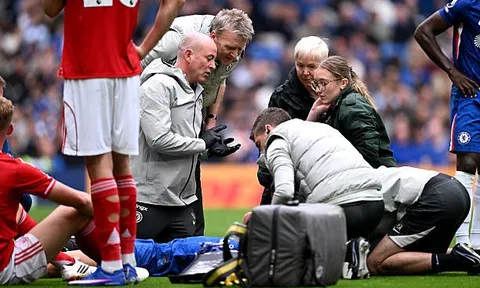 Chelsea cập nhật sức khỏe Jesse Derry sau chấn thương