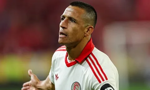 Alexis Sanchez lập công, Sevilla đánh bại Real Sociedad để nỗ lực đua trụ hạng La Liga
