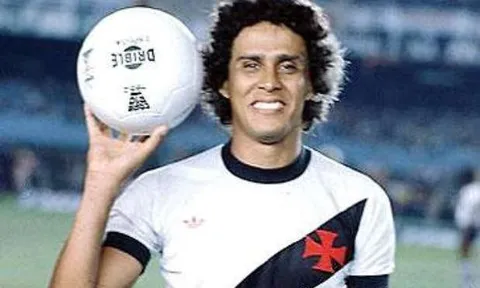 10 huyền thoại có tỷ lệ ghi bàn cao nhất (Phần 2): Bậc thầy của Messi, Ronaldo