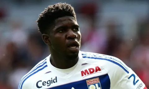 Lyon xác nhận bán sao 30 triệu euro cho Barcelona