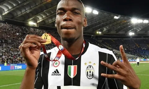 Đến nhiếp ảnh gia của Man United cũng đã theo dõi Paul Pogba