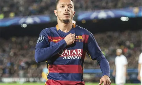 Lòng đau như cắt, Barca vẫn phải bán siêu dự bị