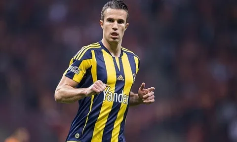 Van Persie tiếp tục bị Hà Lan ngoảnh mặt