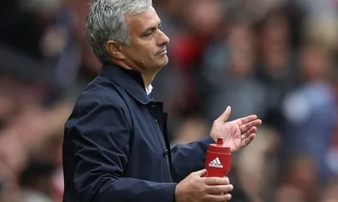 Mourinho thừa nhận Man Utd không có 'hứng' với Europa League