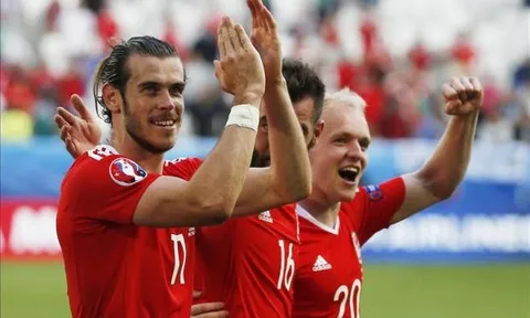 Gareth Bale san bằng kỉ lục tồn tại 12 năm của Van Nistelrooy