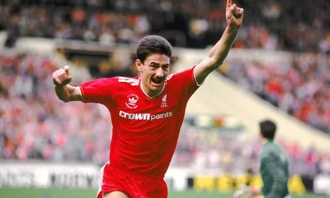 5 bàn thắng của huyền thoại Ian Rush cho Liverpool