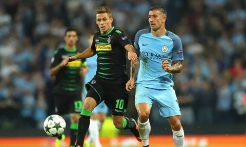 5 điểm nhấn sau trận Man City - Monchengladbach: Chiến binh Kolarov!