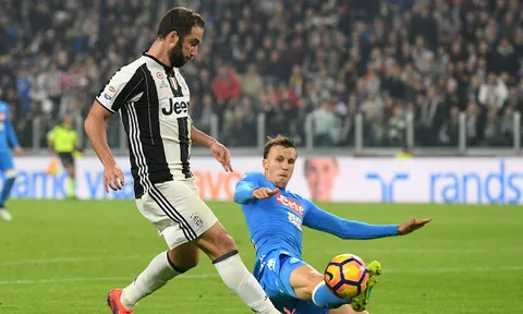 5 điểm nhấn sau vòng 11 Serie A: Higuain đẩy Napoli vào khủng hoảng?