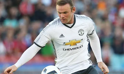 Rooney 'ngán' đối đầu với trung vệ nào nhất?