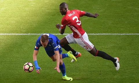 Không phải ngẫu nhiên Bailly được so sánh với Vidic