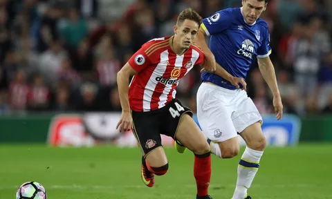 Adnan Januzaj thể hiện ra sao trước Everton?