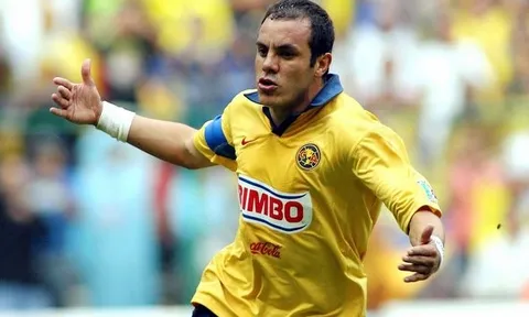 Ai còn nhớ Cuauhtemoc Blanco?