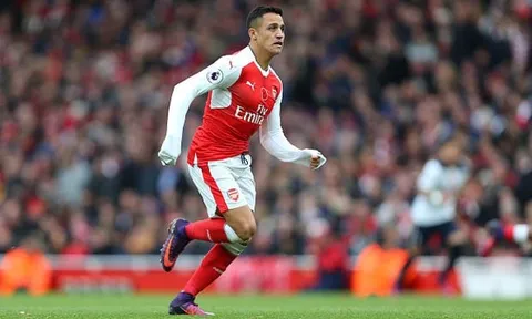 Ai là bạn thân nhất của Alexis Sanchez tại Arsenal?