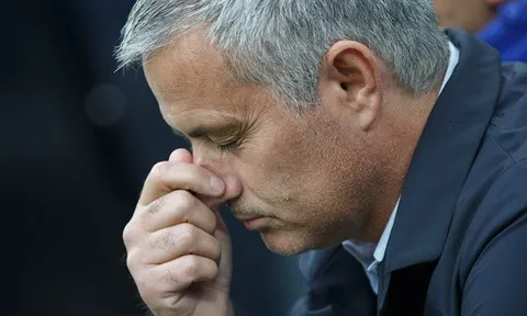 Ai tội nghiệp bằng Mourinho?