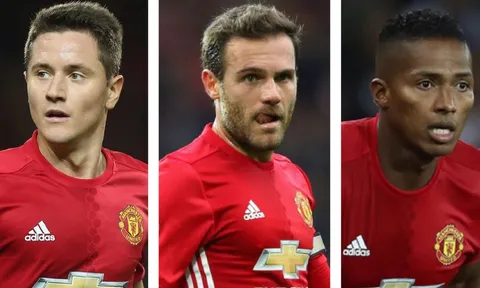 Ai xuất sắc nhất Man United tháng Mười?