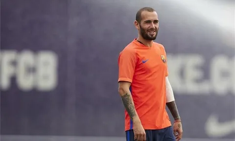Aleix Vidal phủ nhận tin đồn 'cầu cứu' Sevilla