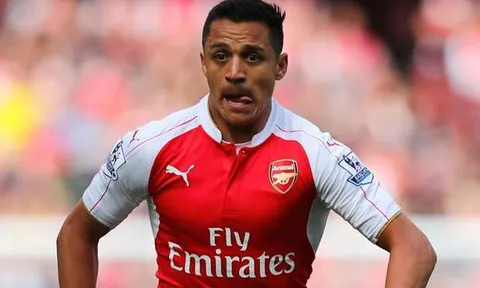 HLV Wenger tự tin có Messi, Ronaldo mới trong đội hình Arsenal
