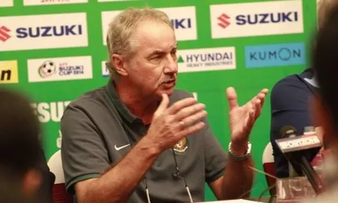 Alfred Riedl: 'Indonesia đã thắng Việt Nam nếu may mắn hơn'