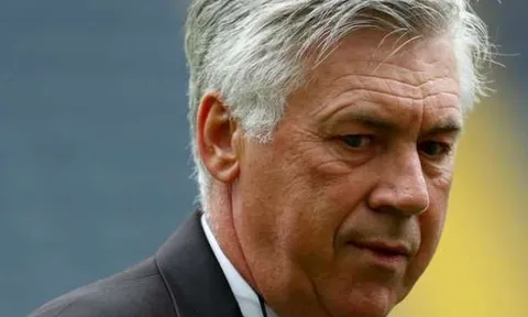 Ancelotti chê Bayern Munich vừa đá vừa ngủ