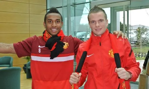 Bình luận viên MUTV tiết lộ tân binh thứ 4 của Man United
