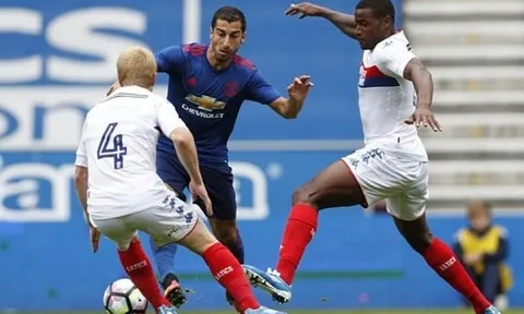 Sao trẻ tỏa sáng, Mourinho có chiến thắng đầu tay cùng Man United