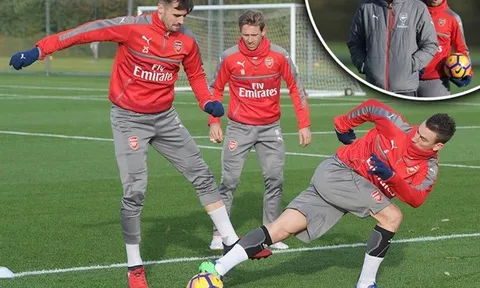 Arsenal tập cực 'sung' trước thềm đại chiến M.U