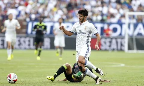 Marco Asensio tỏa sáng: Barca thêm một lần muối mặt