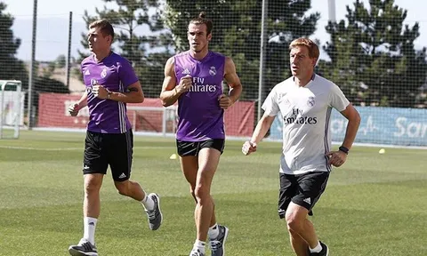 'Quái vật' Gareth Bale sắp trở lại