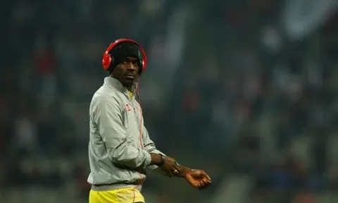 Đến một đội bóng tầm thường cũng không 'chứa' Balotelli