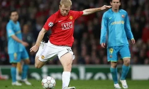 Bàn thắng đỉnh cao của Paul Scholes vs Barcelona