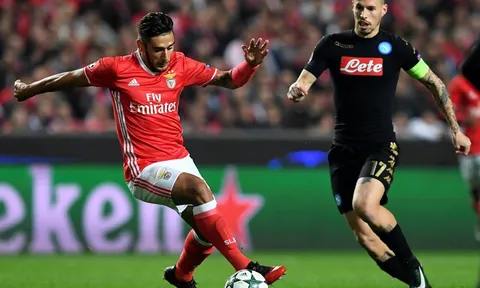 Bảng B Champions League: Siêu dự bị Mertens giúp Napoli có ngôi đầu
