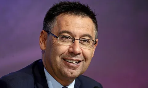Barca "vung tay quá trán" trên TTCN