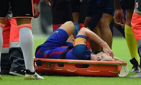 Barcelona có cơ hội đón Iniesta trở lại ở Siêu kinh điển