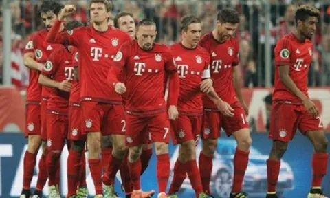Bayern Munich 4-1 PSV (vòng bảng Champions League)