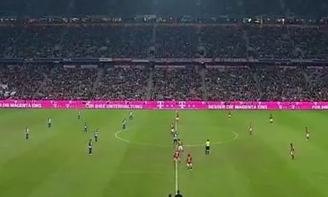 Bayern Munich hủy diệt Hertha Berlin