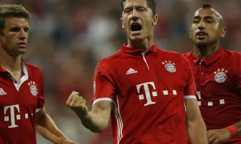 Bayern Munich phá vỡ kỉ lục Champions League của M.U