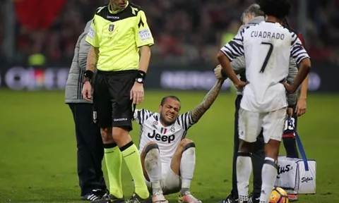 Bị gãy xương, Dani Alves có nguy cơ nghỉ hết mùa