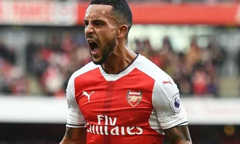 Bí quyết nào giúp Theo Walcott hồi sinh?