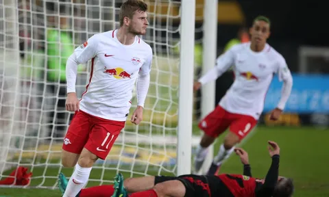 Bỏ xa Bayern, RB Leipzig xô đổ kỷ lục nửa thế kỷ