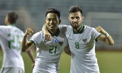 Bốn cầu thủ Indonesia mà HLV Hữu Thắng e ngại là ai?
