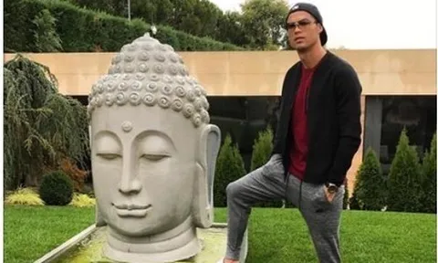 Bức ảnh của Ronaldo khiến cộng đồng mạng nổi sóng
