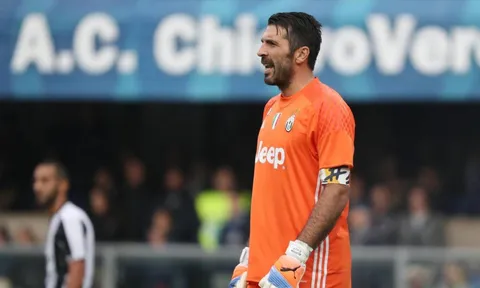 Buffon đi vào lịch sử Serie A