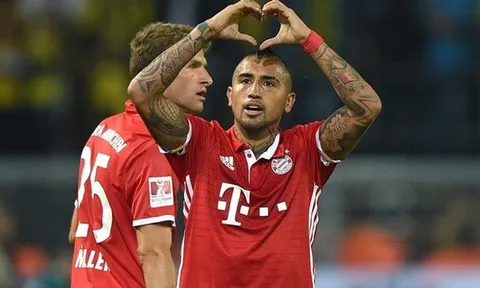 Bùng nổ trong hiệp 2, Bayern dễ dàng đánh bại Dortmund