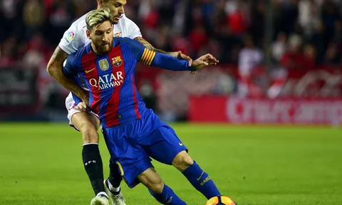 Cả La Liga quỳ dưới chân Messi