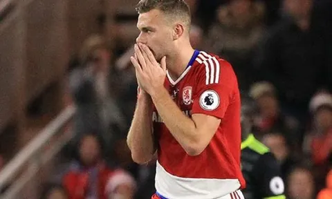 Cải tổ hàng thủ, Chelsea vung tiền chiêu mộ sao trẻ