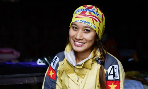 Cảm hứng cho người trẻ từ cô gái châu Á đầu tiên vượt 4 sa mạc