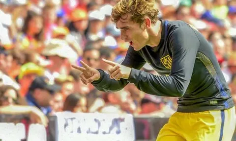Cản phá 2 quả penalty, Valencia vẫn bị Atletico đánh bại