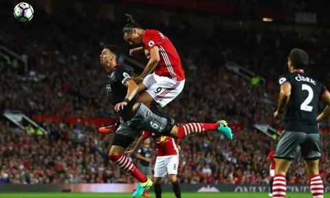 Pogba ra mắt, Ibra lập cú đúp, Man United thắng dễ Southampton