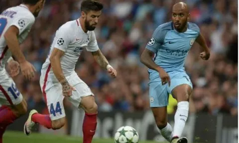 Joe Hart bắt chính, Man City giữ sạch lưới trước Steaua Bucuresti
