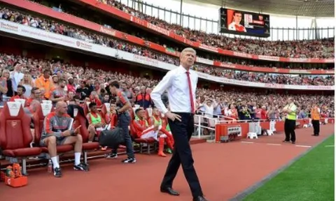 Thua Liverpool, HLV Wenger quyết mua 2 cầu thủ